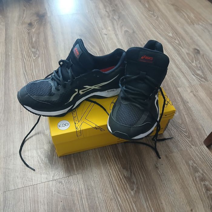 Asics gel-clude 2 маратонки за бягане