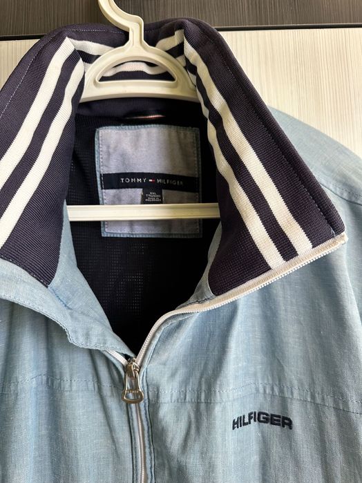 Яке Tommy hilfiger