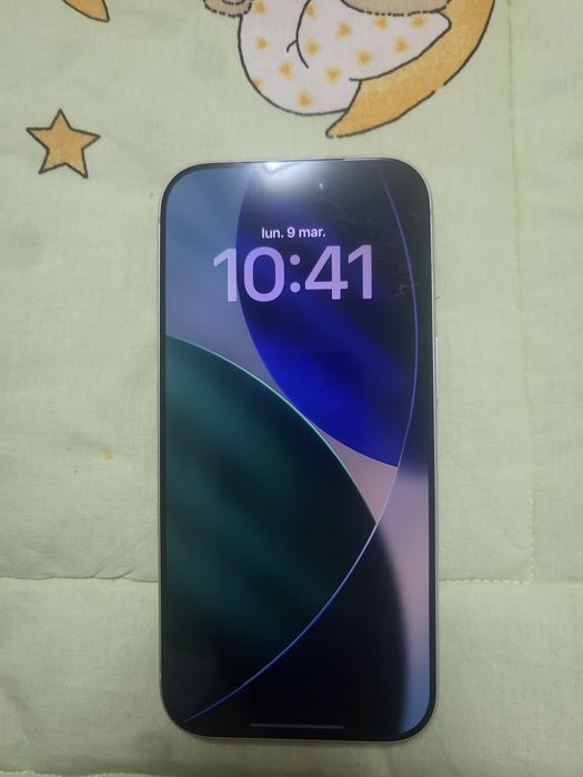 Vând iphone 17 pro si Fairphone 6, telefoanele sunt noi.