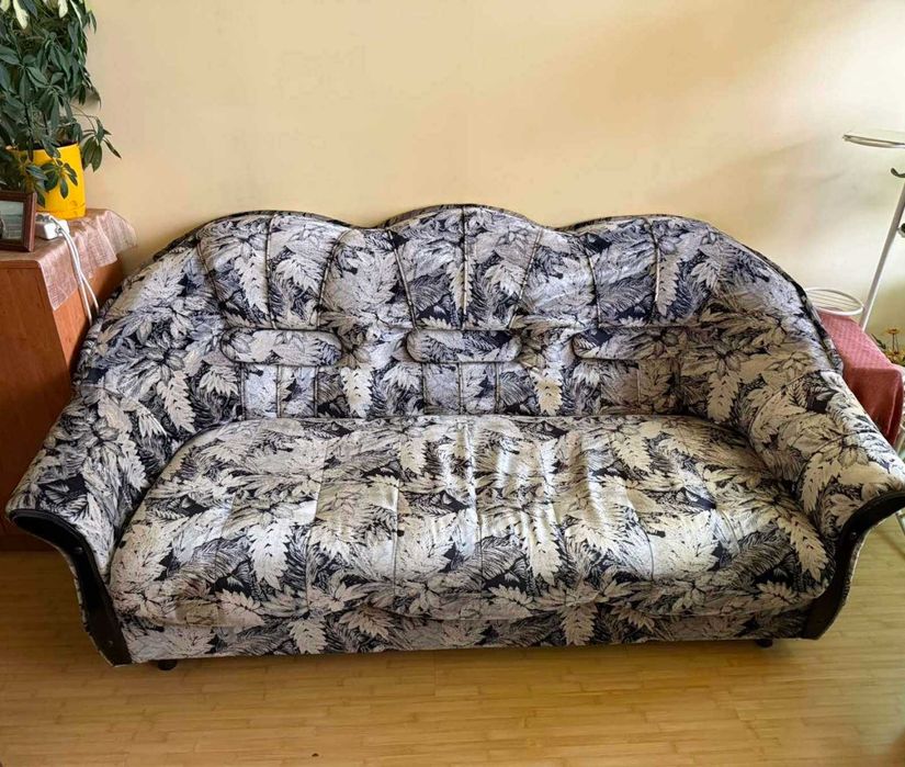 Диван /разтегателен/ и фотьойл