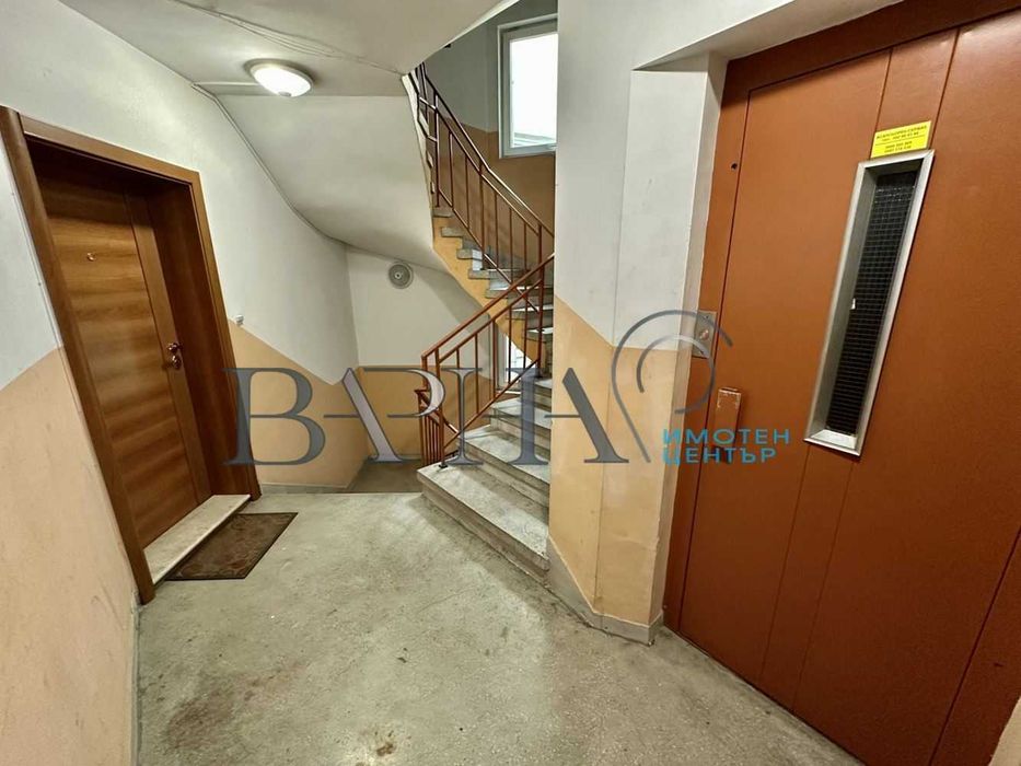 Двустаен на Лятно Кино Тракия до Фратели