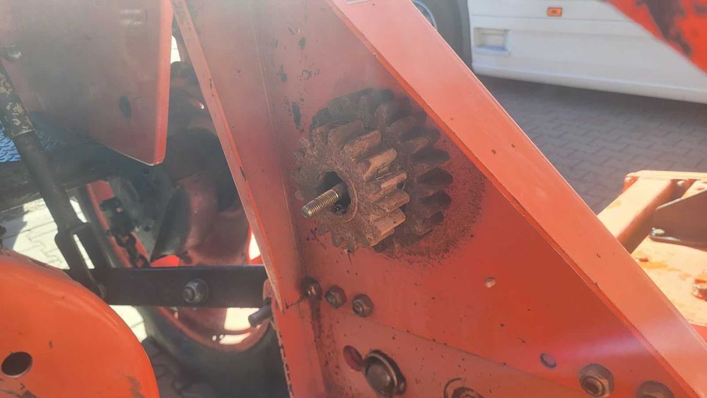 Freza de pamant 3 m Maschio