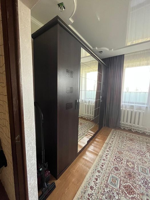 Продам спальный гарнитур
