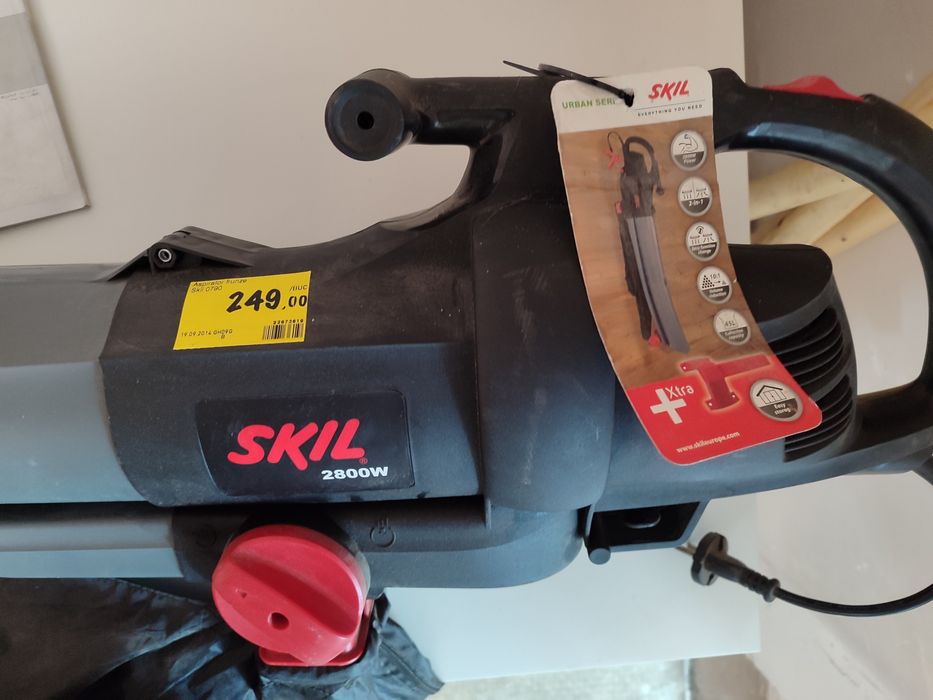 Aspirator/suflantă frunze Skil