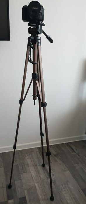 Продам штатив для фотоаппарата