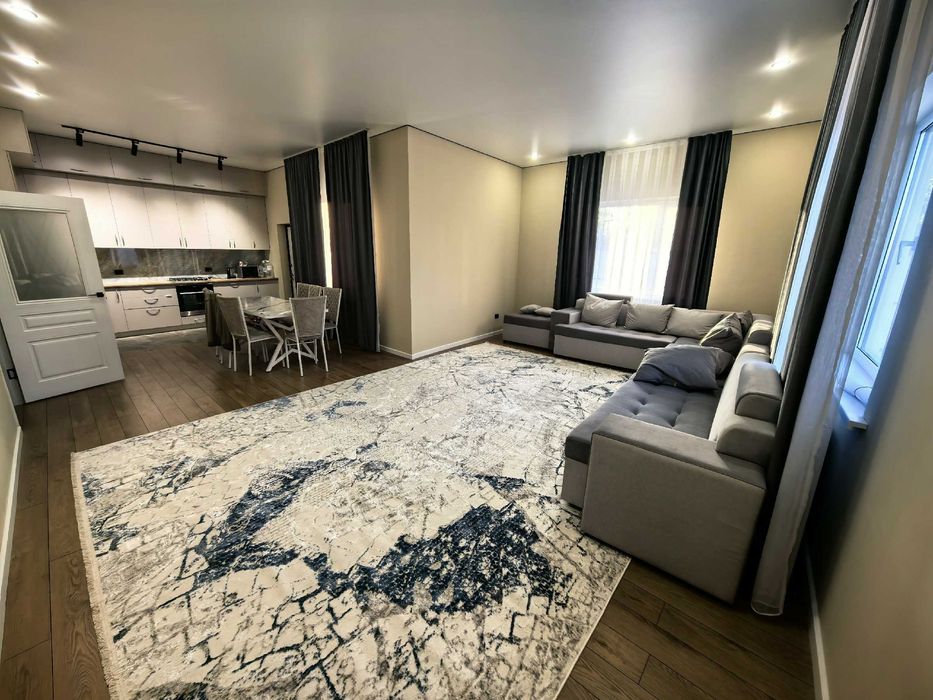 Сдается дом в 20-ом микрорайоне.