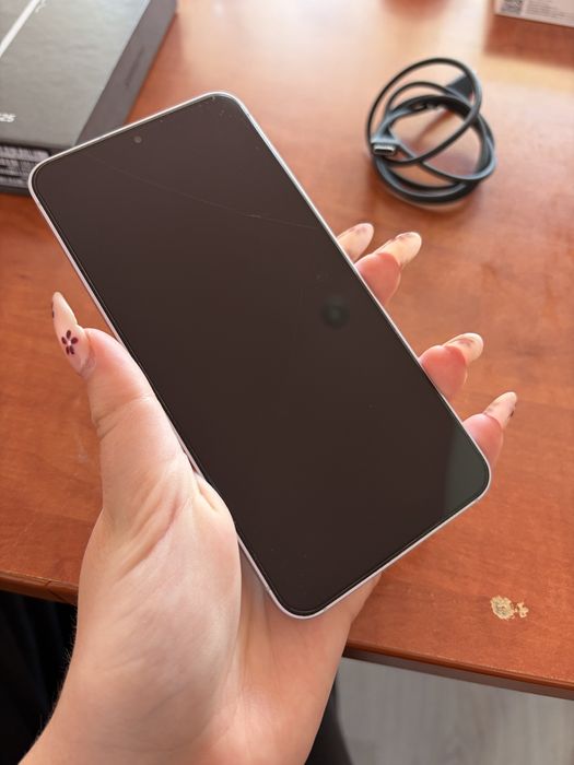 Samsung S25-256GB