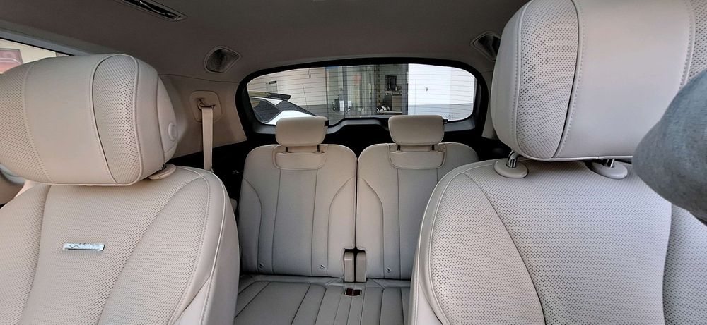 Huawei Aito M7 Hybrid