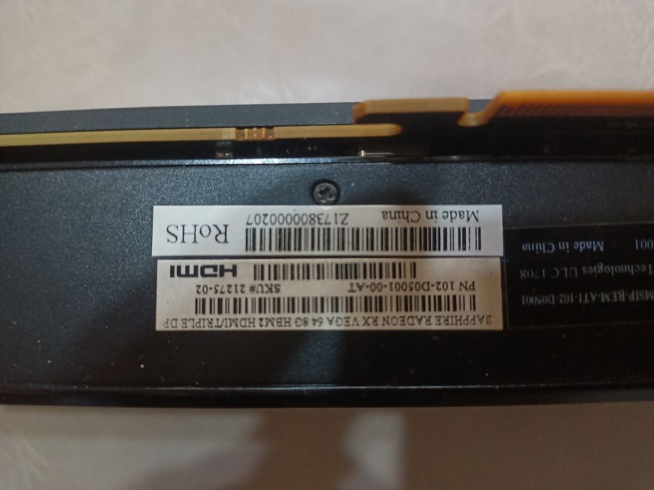 Vand placa video Vega 64 defectă