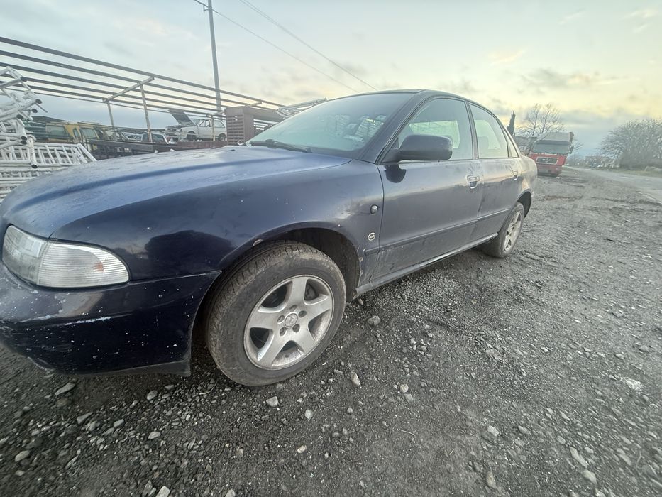 Ауди А4 1.8  150кс 1995г   на части