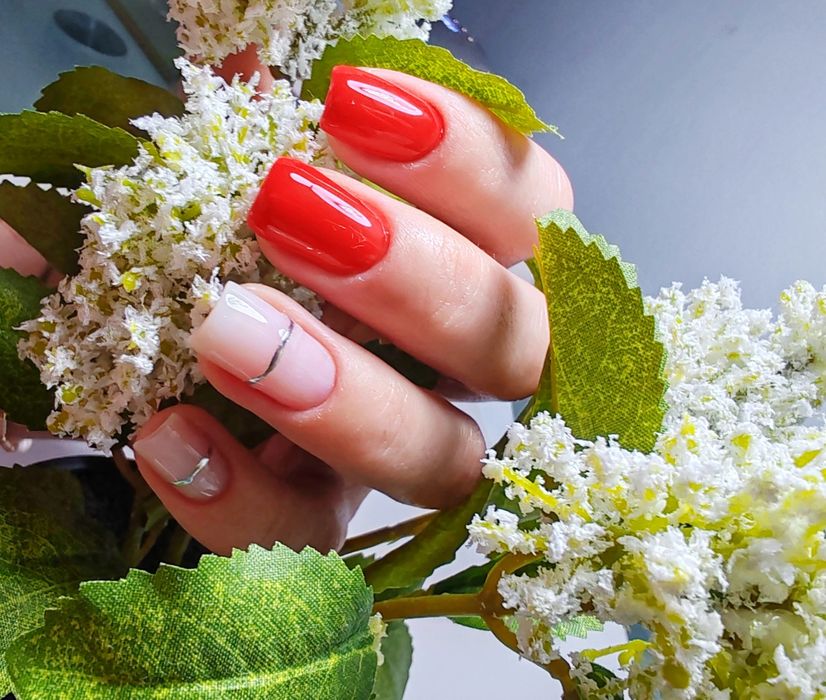 Unghii cu gel și semi