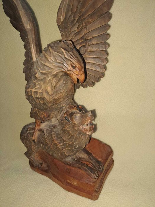 statueta vultur lemn lucrat manual 39 cm