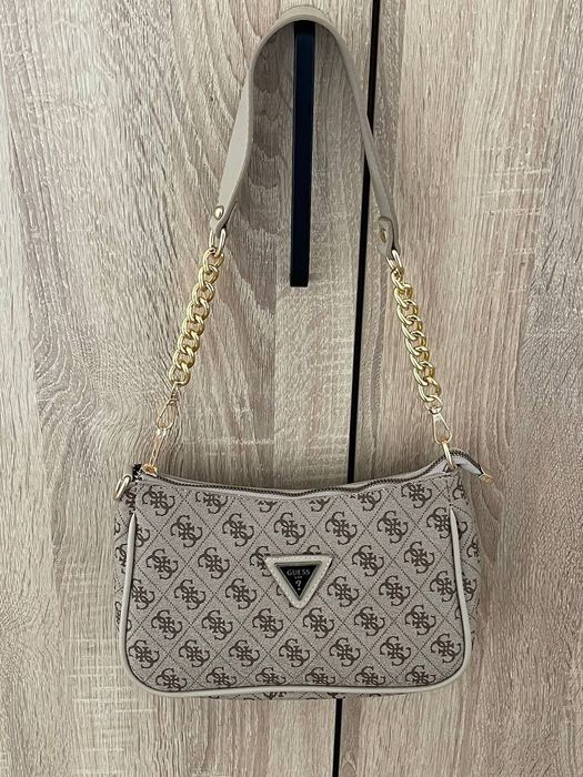 Gentuțe de dama Guess