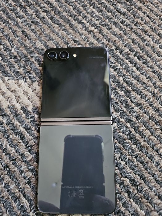 Z flip 5 samsung