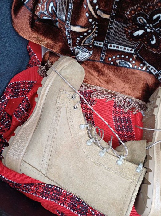 Bocanci militari Altama