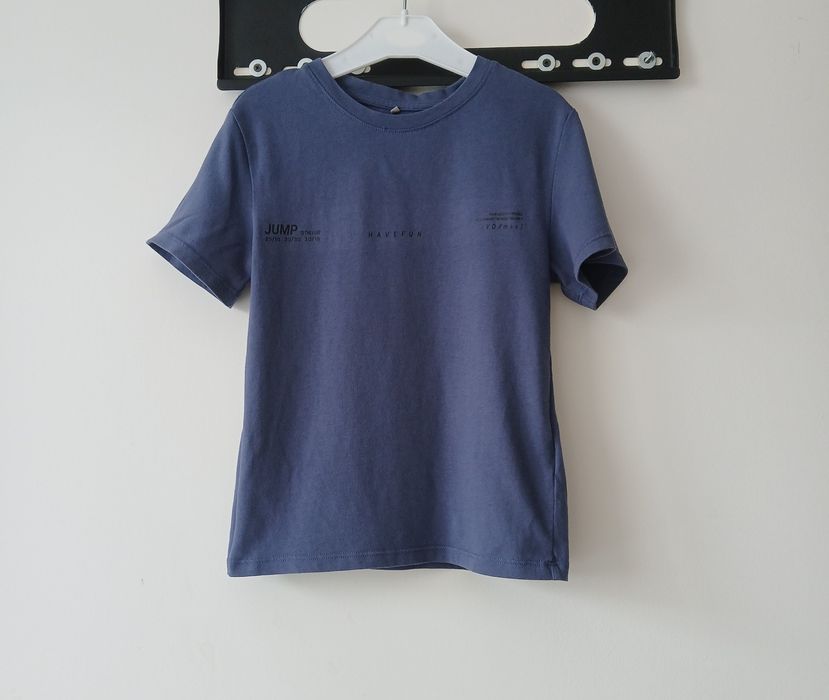 Тениски и къси панталони h&m 122-128