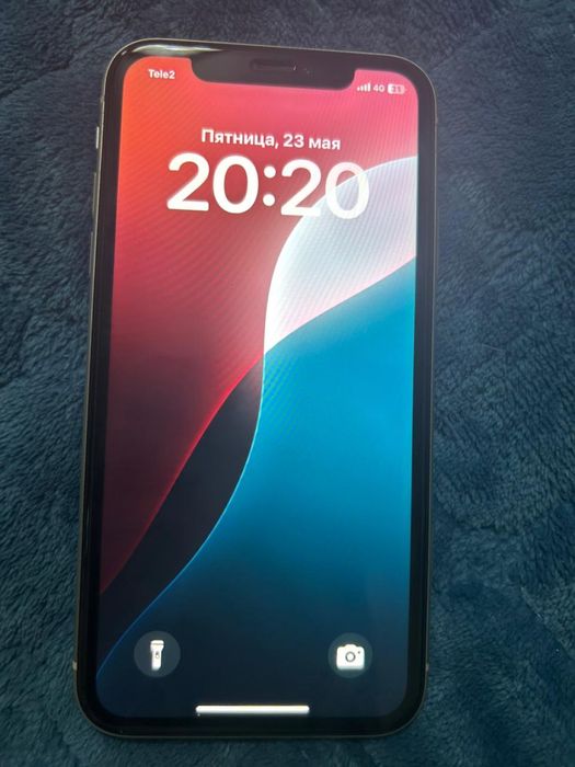 Продам айфон 11  хороший