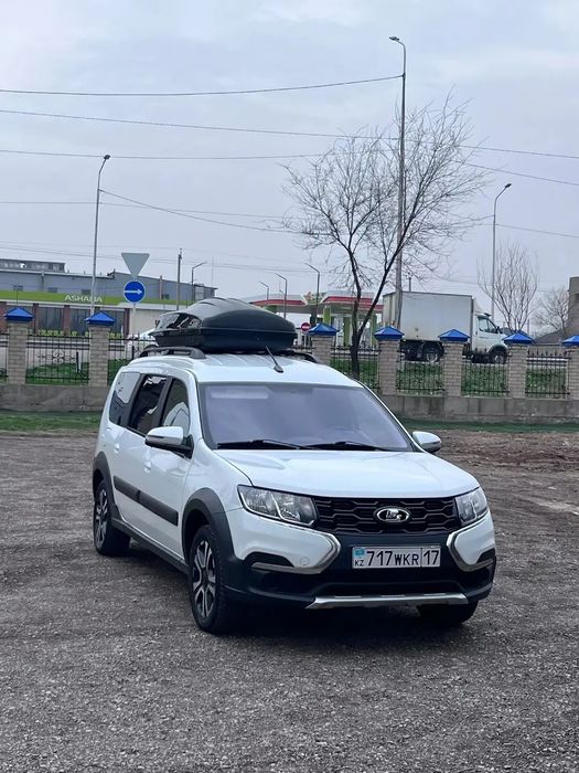 Продам Ларгус Кросс 2021года