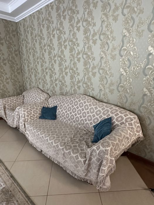 Диван. Диван с креслом