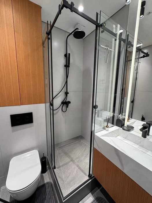 Аренда Сдается новая квартира в центре города!