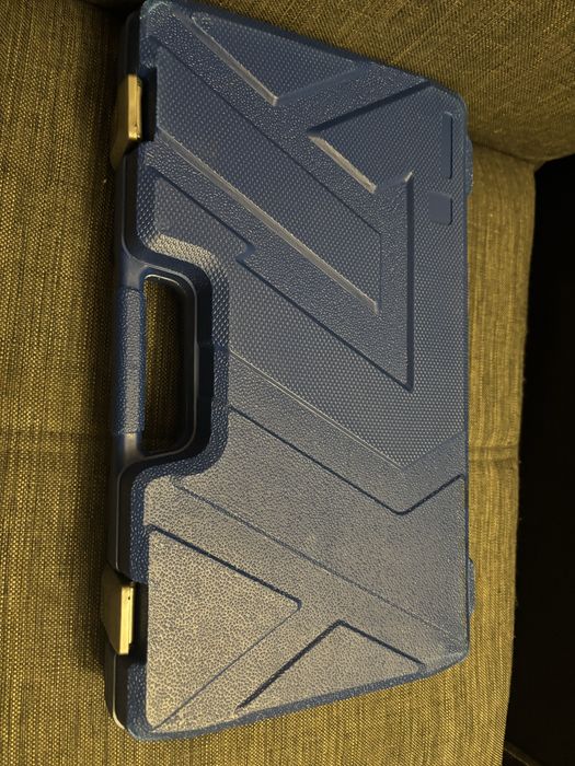 Комплект за тестване на компресията на бензинов двигател