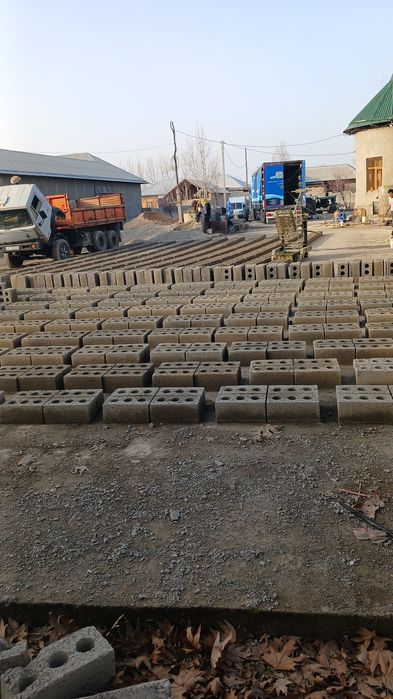 пристланган блок гишт 38×18