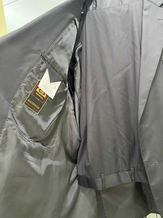 Мужской костюм..