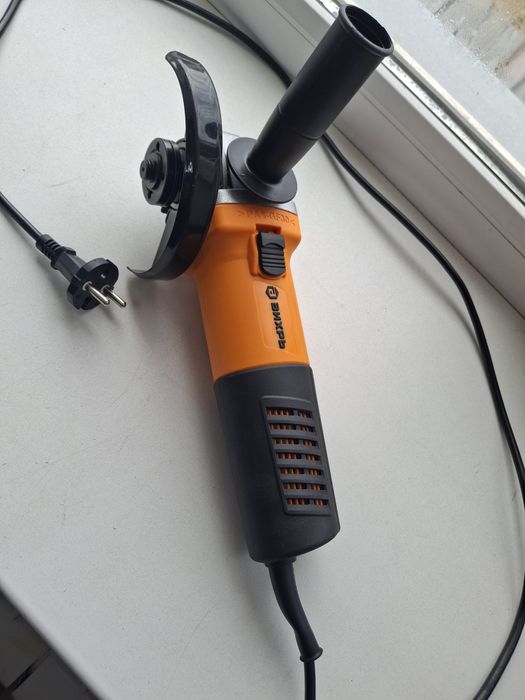 Болгарка  Новая.