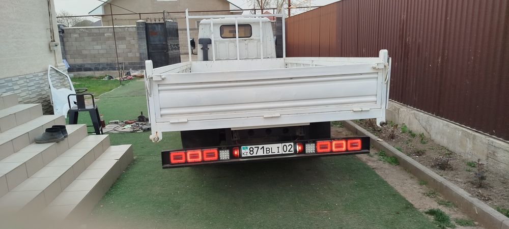 JBC Китайский грузовик