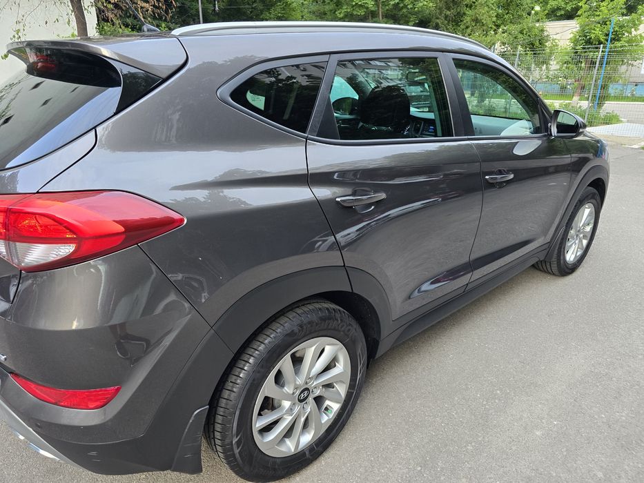 Hyundai Tucson 2.0 CRDi 4x4 136CP, 97.000 km Primul proprietar, Achiziționată RO