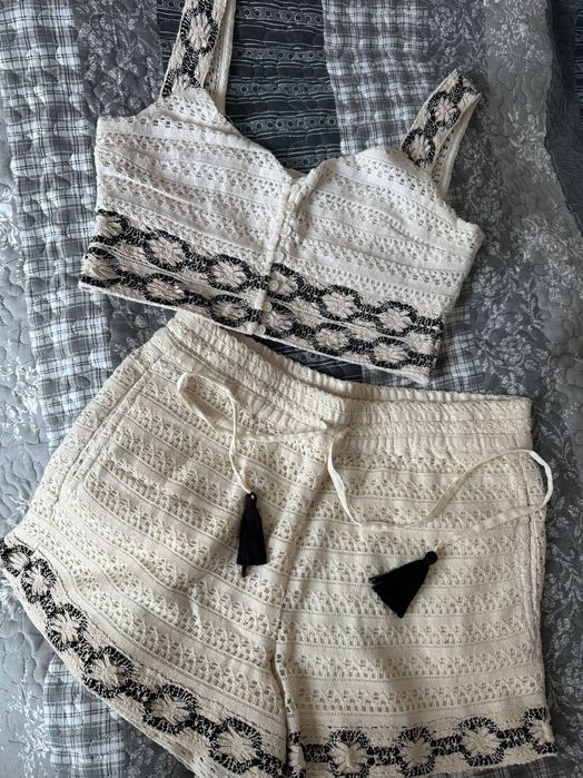 Летен сет - топ и къси гащи