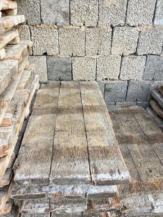 Продаётся поддон металлический и деревянный