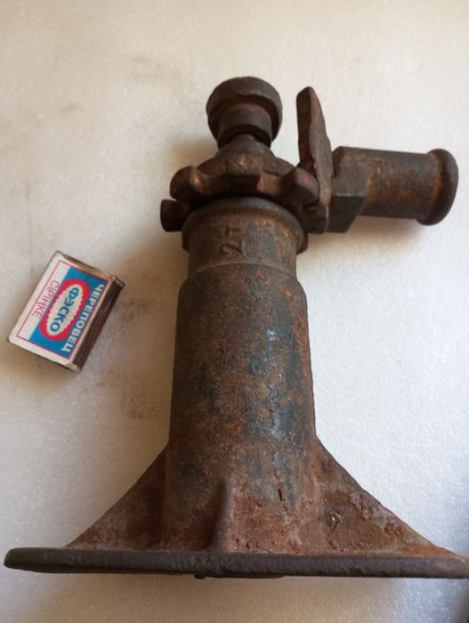 Домкрат, продам домкрат