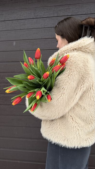 Тюльпаны предзаказ на 8е марта