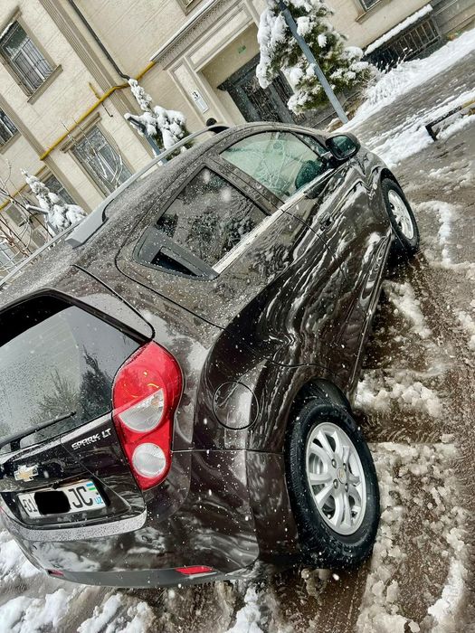 Srochna sotiladi spark 4pazitsiya evro 2020yil 43.000 yurgan