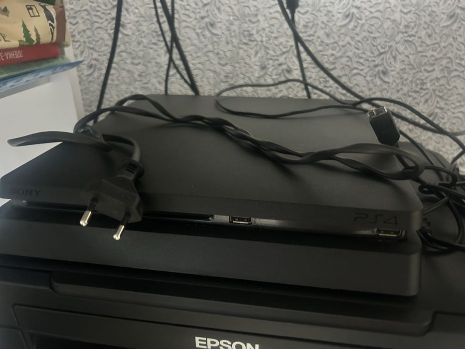 Продается ps 4 slim 1 tr Обмен на Мото