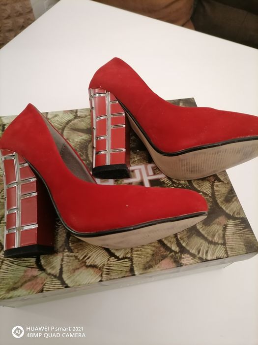 Официални дамски обувки