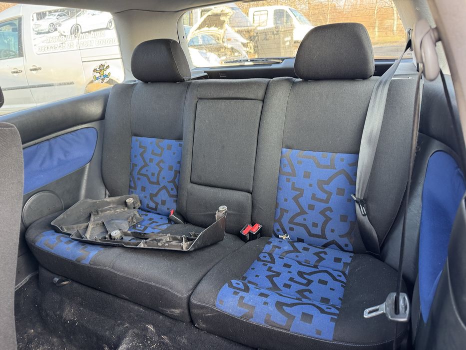 Vw golf 4 1.6 бензин само на части