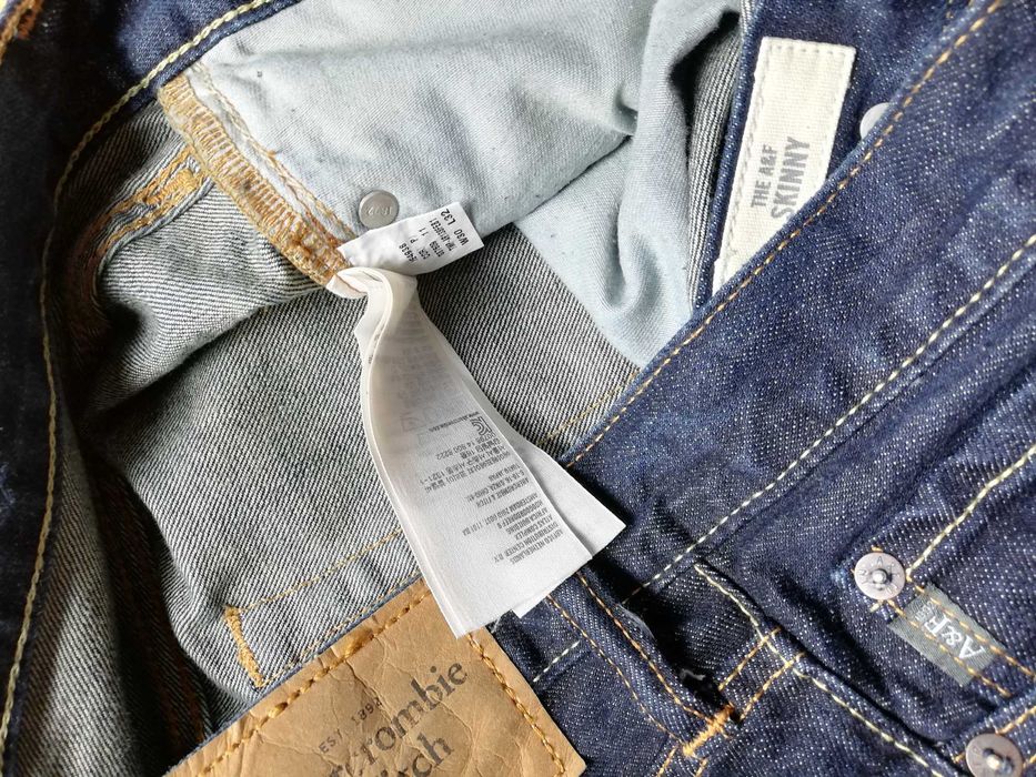 Abercrombie & Fitch - Indigo Denim - SkinnyFit