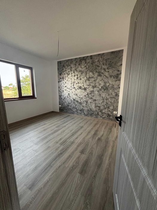 Proprietar vând casă nouă în Sânmihaiu German