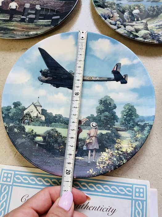 Royal Doulton красиви чинии за стена от  Англия