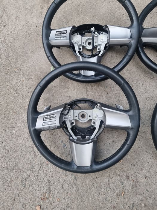 Руль на  Subaru BR 2014год .