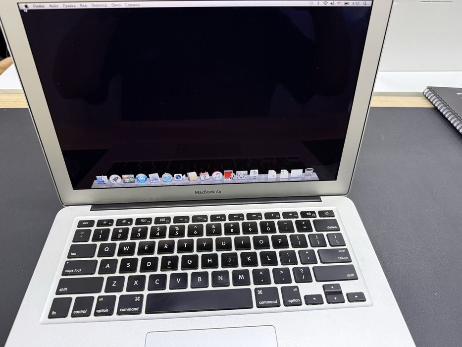 Apple MacBook Air 2011