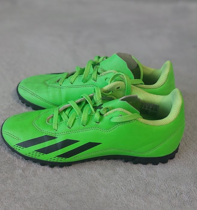 Adidași sintetic nr 35