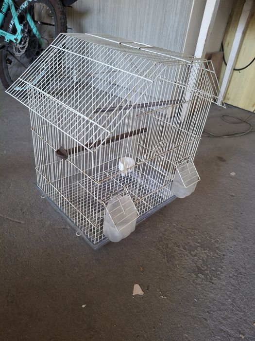 Продам клетку для птиц