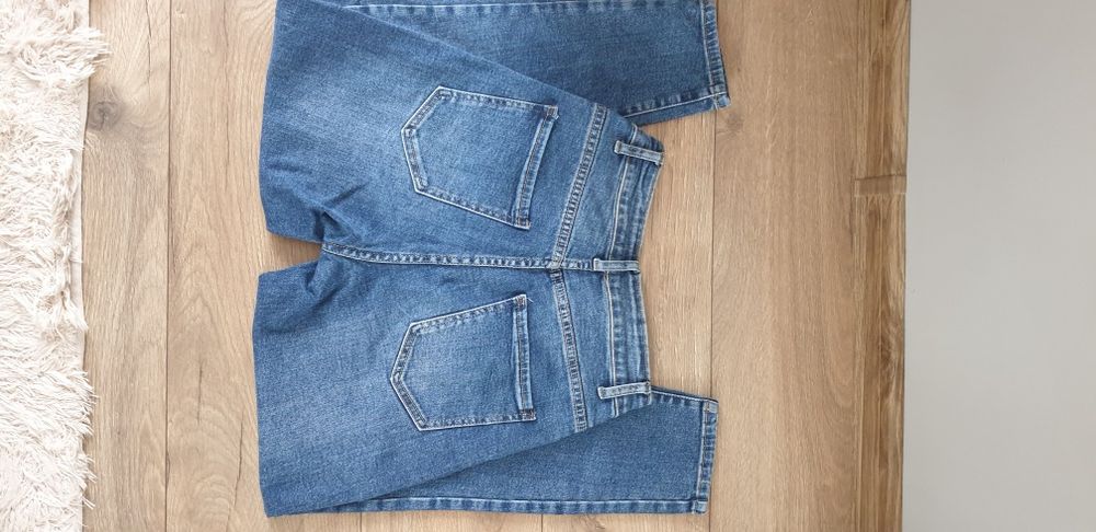 Дамски дънки 20 лв. броя