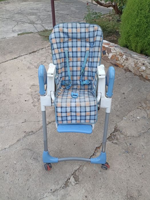 Детский кресло для кормления