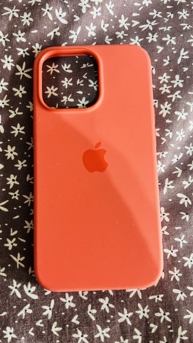 Magsafe Кейс за iphone 13 pro Като нов!