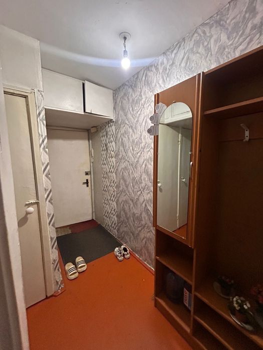 Садеться 3 х ком квартира  КЖБИ