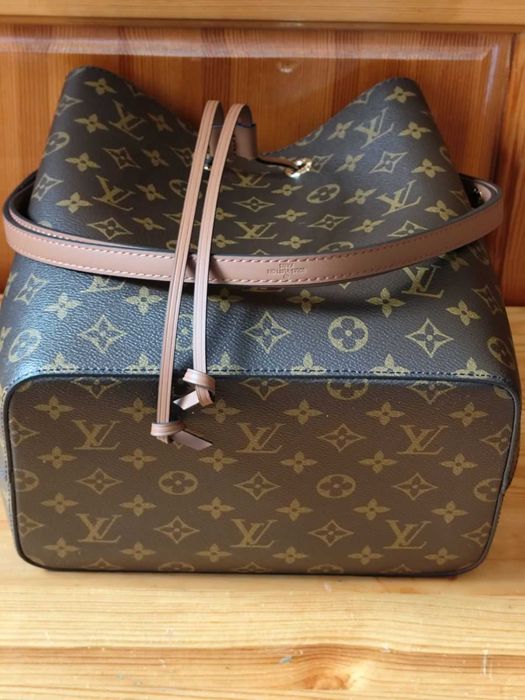 Louis Vuitton Стилна Модерна дамска чанта Монограм